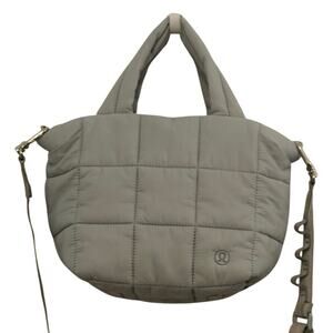 Lululemon 7x2 Gray Bag. Super condition.